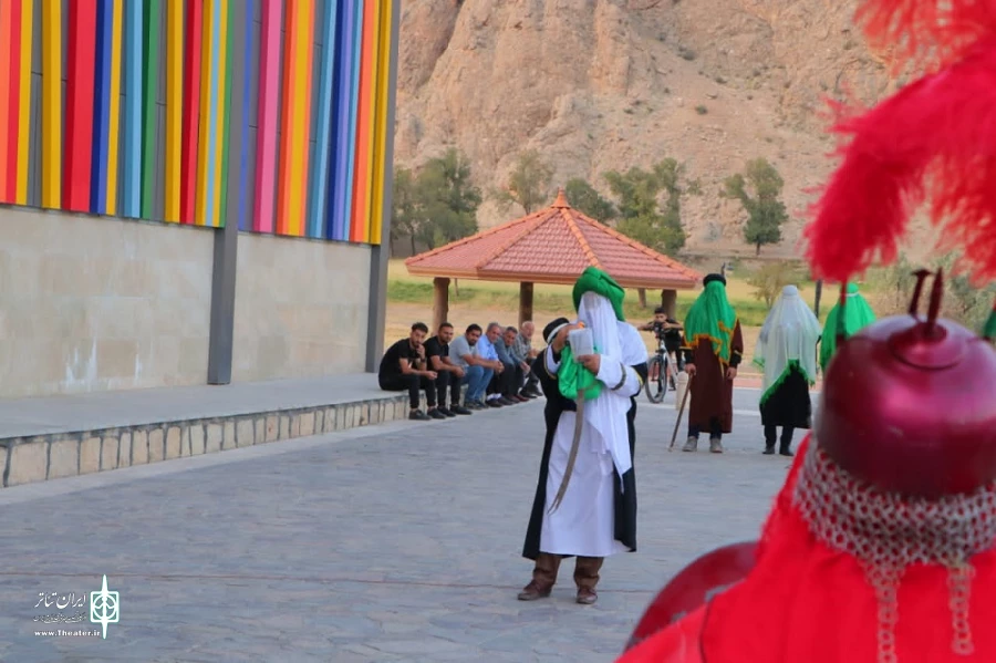 اجرای نمایش «علی اصغر» به کارگردانی محرم علی حسین زاده
 2