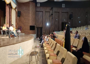 نشست اعضا هیات رئیسه انجمن هنرهاری نمایشی استان با هنرمندان شهرستان شوط 4