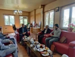 نشست مدیر عامل انجمن هنرهای نمایشی ایران با انجمن هنرهای نمایشی استان آذربایجان‌غربی و اداره کل این استان.
 2