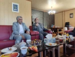 نشست مدیر عامل انجمن هنرهای نمایشی ایران با انجمن هنرهای نمایشی استان آذربایجان‌غربی و اداره کل این استان.
 2