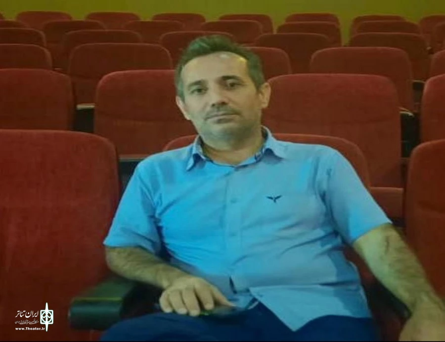 هیأت انتخاب نخستین جشنواره تئاتر طنز «قیزل جام» نقده مشخص شد.
 2