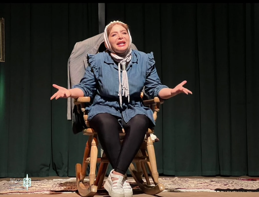 نمایش «میدونم که نمیدونم» به نویسندگی و کارگردانی: سیما نظری 2