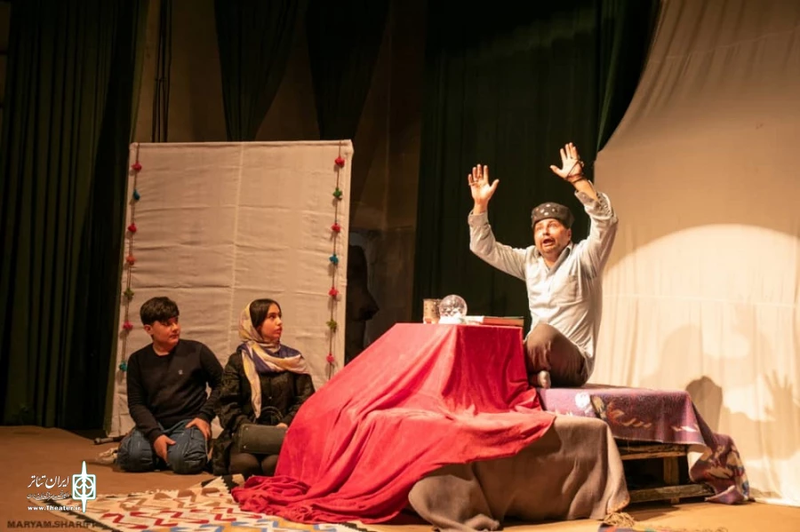 اجرای نمایش «قره سیّد» به کارگردانی: وحید حصاری و شهرام محمودی. 2