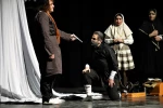 با وجود کمبود های بسیار این تلاش بی وقفه برای روشن نگه داشتن چراغ تئاتر عزیز، در این استان را می‌ستایم 5