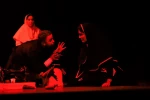 با وجود کمبود های بسیار این تلاش بی وقفه برای روشن نگه داشتن چراغ تئاتر عزیز، در این استان را می‌ستایم 6