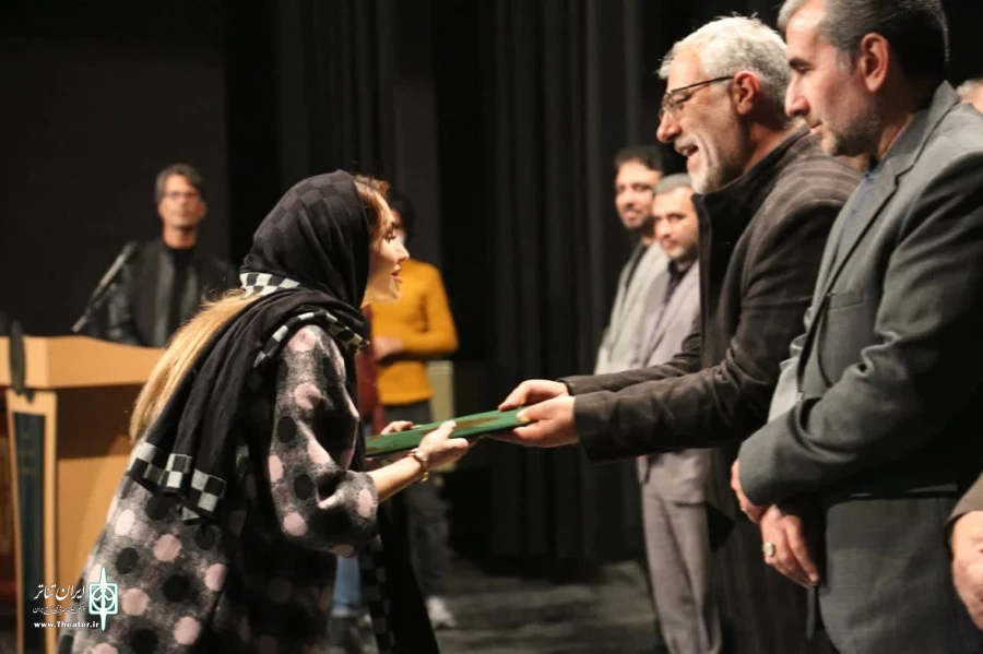 جشنواره تئاتر استان آذربایجان‌غربی برگزیدگان خود را شناخت
 2