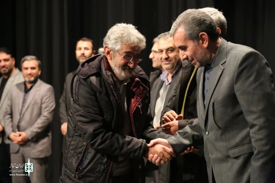 جشنواره تئاتر استان آذربایجان‌غربی برگزیدگان خود را شناخت
 2