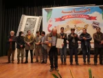 جشنواره نمایشنامه خوانی «گونش» خوی به ایستگاه آخر رسید.
 3