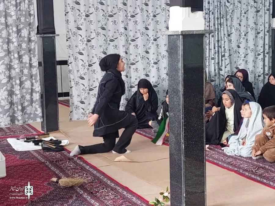 نمایش «اتودهای زندگی» به نویسندگی و کارگردانی محسن محمد خانی
 2