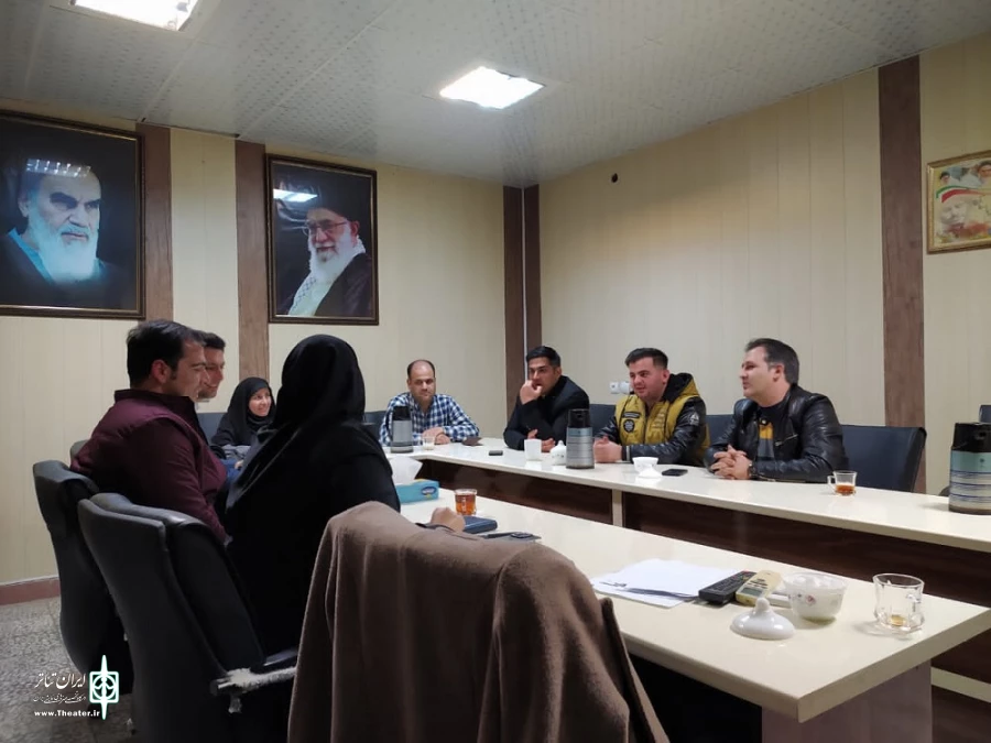 در نشست اعضای انجمن هنرهای نمایشی شهرستان چایپاره مشکلات تئاتر شهرستان بررسی شد 4