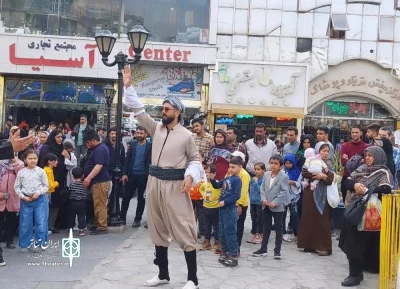 نمایش خیابانی «آمدن بهار» در دومین جشنواره هنرهای شهری شهرستان مشهد اجرا شد