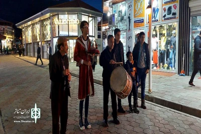 نمایش خیابانی تکم گردانی و سایاچی لار در ماکو به اجرا درآمد