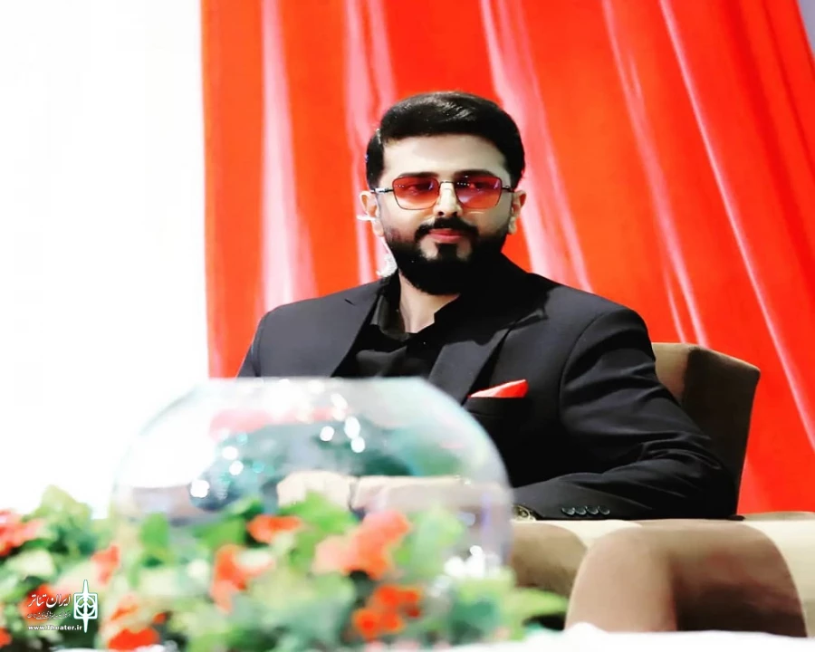 کاوه محمد زاده : نمایش«خه ونی ره ش» جایزه ویژه هیات داوران ششمین جشنواره بین المللی تئاتر سوریه را از آن خود کرد 10