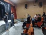 نشست جمعی از فعالین و کارگردانان تئاتر ارومیه برگزار شد. 7