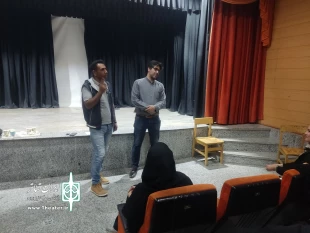 نشست جمعی از فعالین و کارگردانان تئاتر ارومیه برگزار شد. 8
