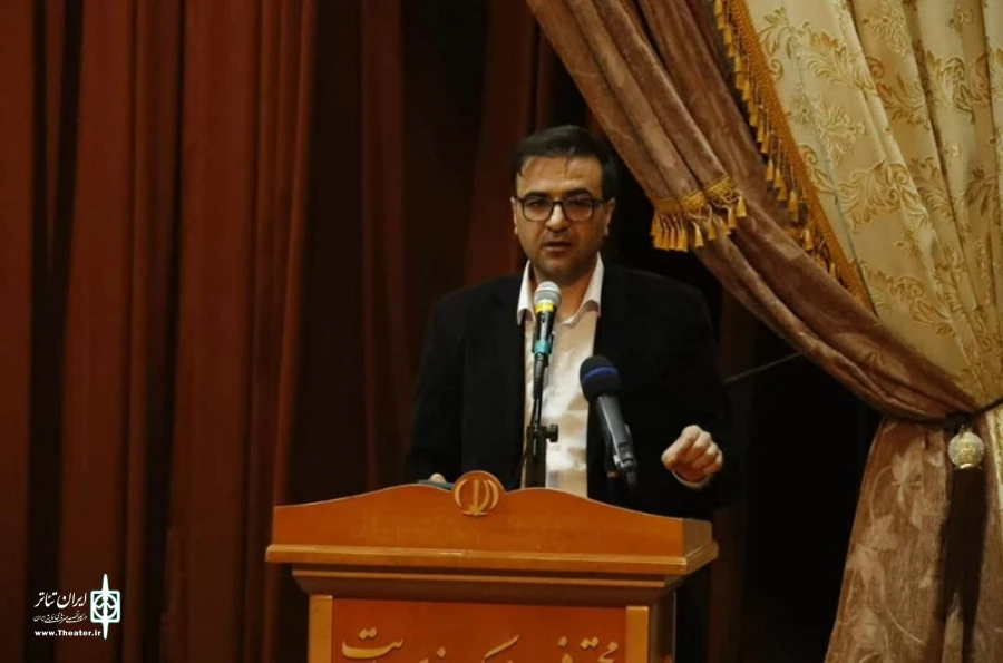 برگزیدگان نخستین جشنواره استندآب کمدی منطقه آزاد ماکو مشخص شد
 3