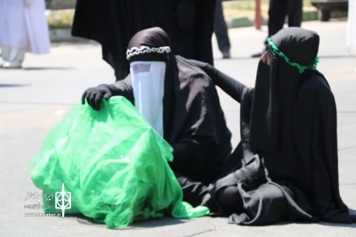 به مناسبت ایام مجرم

تعزیه «غروب خورشید کربلا» در آذربایجان غربی و  شرقی اجرا شد