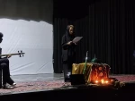 نمایشنامه فقط آسمان میداند  در ارومیه خوانش شد 5