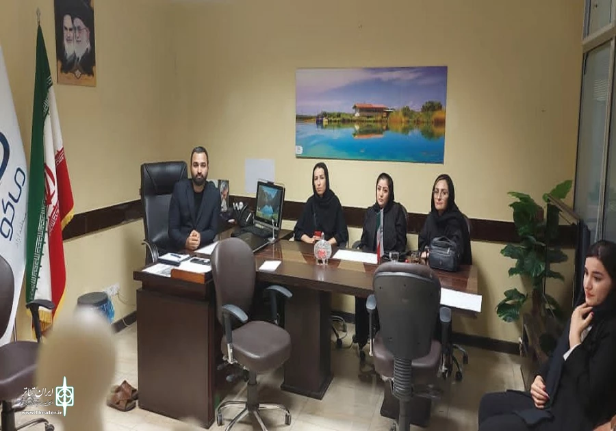 در راستای کاهش آسیب‌های اجتماعی
 2