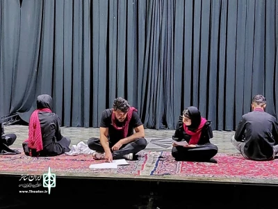 با دعوت خانه تئاتر جوان ارومیه

هنرمندان شهرستان شاهین‌دژ، نمایشنامه «خانه متروک» را خوانش کردند