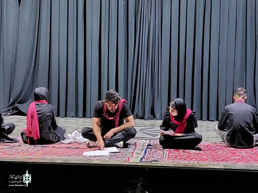 اجرای خوانش نمایشنانه « خانه متروک » از هنرمندان شهرستان شاهین‌دژ
 2