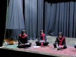 اجرای خوانش نمایشنانه « خانه متروک » از هنرمندان شهرستان شاهین‌دژ
 3