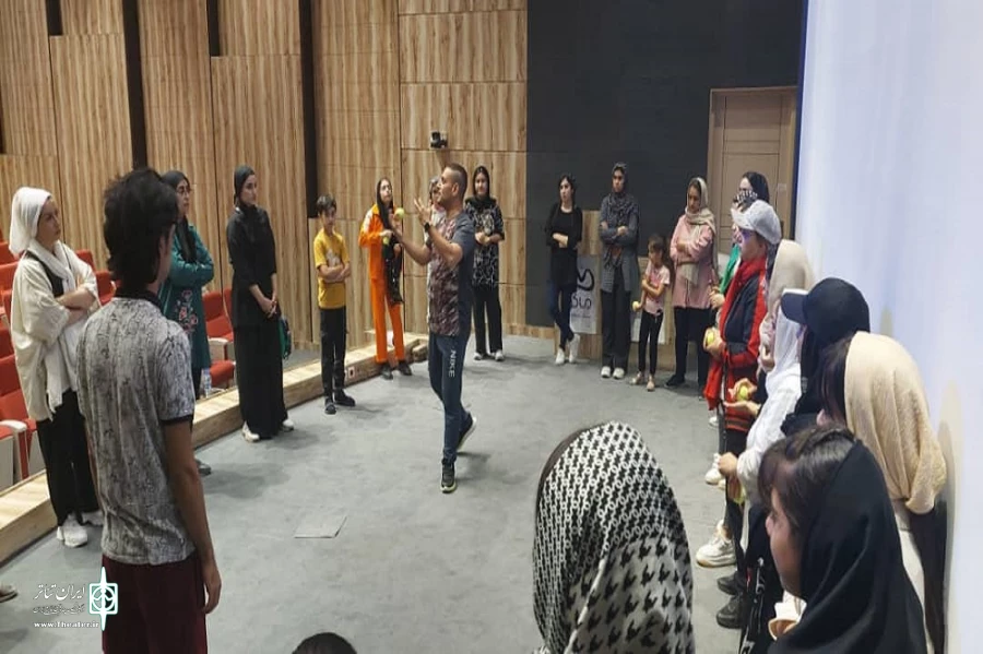 کارگاه آموزش «بازیگری»به مدت ۵ روز در شهرستان ماکو برگزار شد
 2