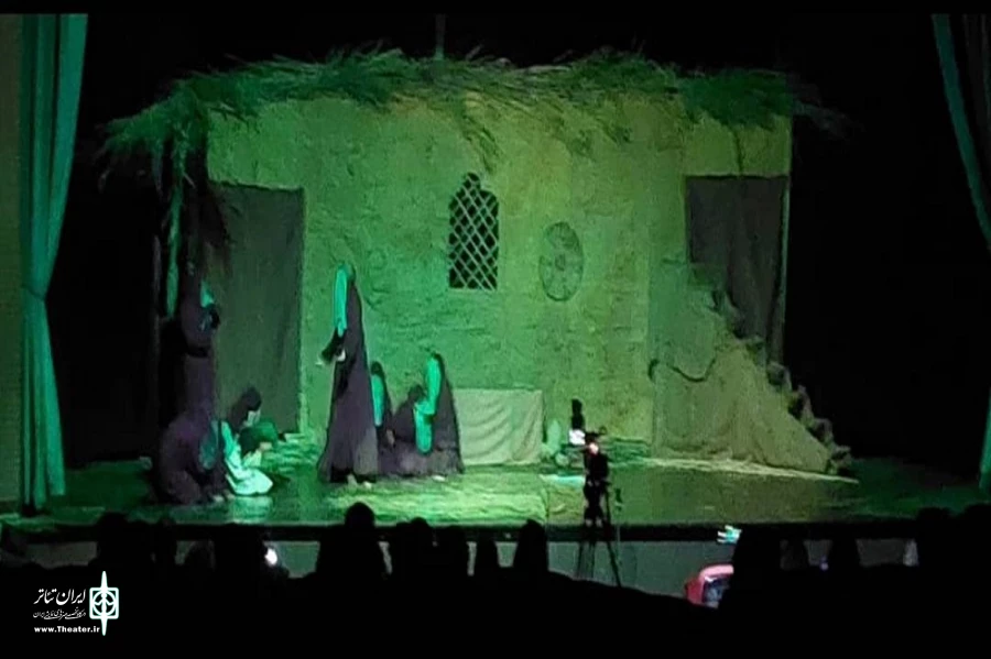 در ایام سوگواری ابا عبدالحسین(ع)
 2