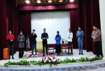 اجرای نمایش سگ‌ها و جاده‌ها در شهرستان ماکو به اجرا در آمد.
 2