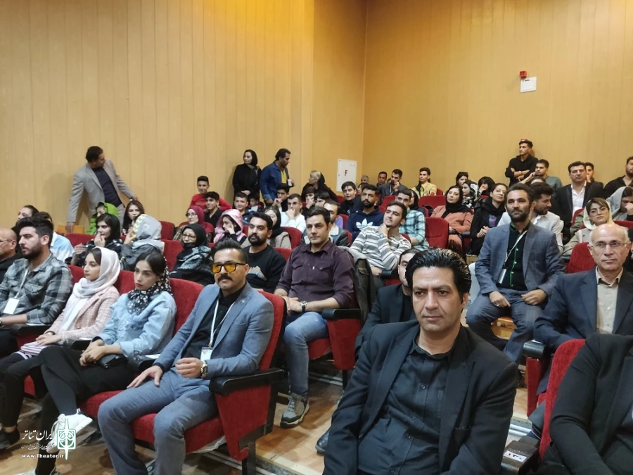 آیین اختتامیه دومین جشنواره طنز قیزیل جام نقده برگزار شد  12