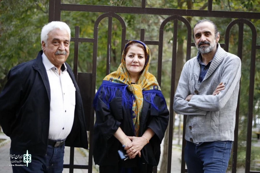 هیئت داوران چهارمین جشنواره تئاتر مونودرام «ژیوار» مهاباد معرفی شد
 2