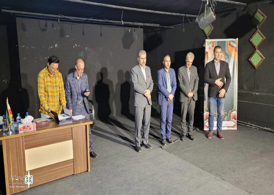 نشست صمیمی هنرمندان تئاتر میاندواب با مدیر کل اداره کل فرهنگ و ارشاد اسلامی  5