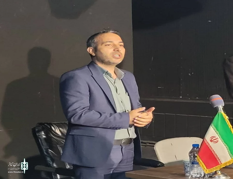 نشست صمیمی هنرمندان تئاتر میاندواب با مدیر کل اداره کل فرهنگ و ارشاد اسلامی  9