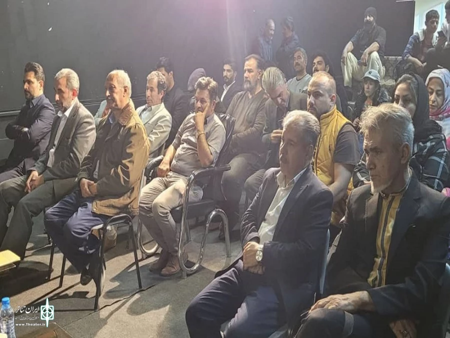 نشست صمیمی هنرمندان تئاتر میاندواب با مدیر کل اداره کل فرهنگ و ارشاد اسلامی  11