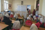 نمایش « نقلی و کتاب » در مدارس کم برخوردار و روستایی شهرستان نقده اجرا شد. 4