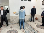 امید خاک‌پور به نمایندگی از انجمن هنرهای نمایشی و‌ هنرمندان تئاتر استان از فرهاد ظاهری عیادت و‌تقدیر کرد
 2