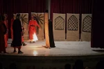 نمایش کِشتی «پهلو شکسته» در شهرستان ماکو به اجرا در آمد.
 2