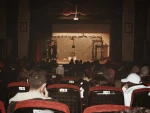 نمایش «جهانگیر و‌ غیره» در تکاب اجرا شد
 2