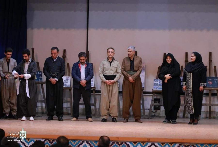 دومین جشنواره نمایشنامه خوانی «برف» شهرستان پیرانشهر به کار خود پایان داد
 2