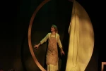 نمایش «دوایین ده‌نگ - واپسین صدا» در مهاباد اجرا شد.
 2