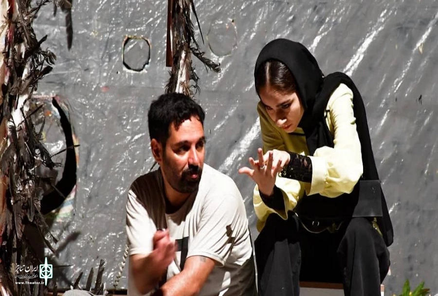 اثری از گروه نمایش سپید به نویسندگی و کارگردانی حجت قاسم‌نژاد افشار
 2