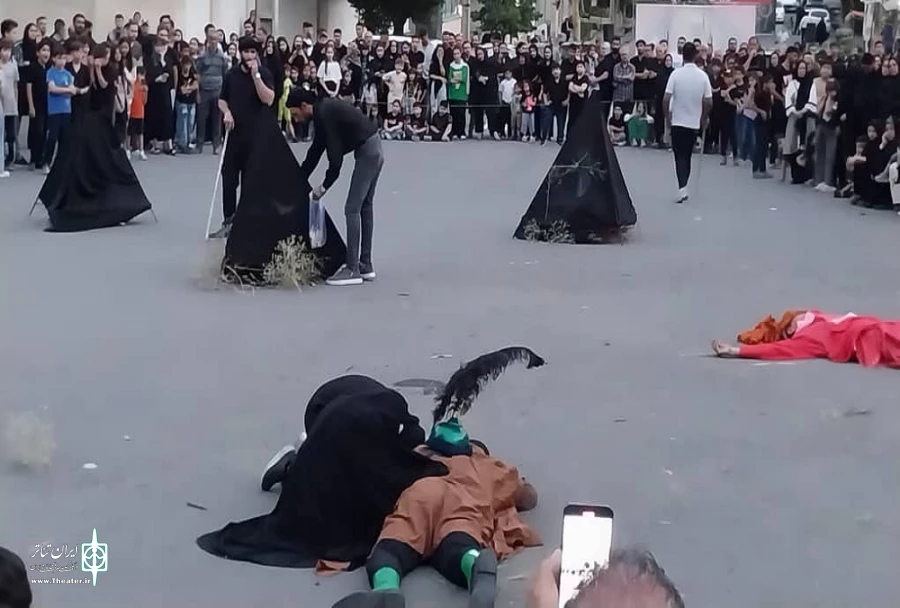 نمایش خیابانی « واقعه عاشورا» در شهرستان ماکو به اجرا در آمد. 9