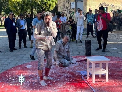 در میان استقبال پرشور تماشاگران

دومین جشنواره استانی تئاتر خیابانی «زاب» پیرانشهر آغاز شد
