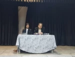 نشست صمیمی مدیر کل هنرهای نمایشی ایران با جمعی از هنرمندان تئاتر آذربایجان‌غربی برگزار شد.
 2