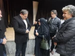 نشست صمیمی مدیر کل هنرهای نمایشی ایران با جمعی از هنرمندان تئاتر آذربایجان‌غربی برگزار شد.
 2