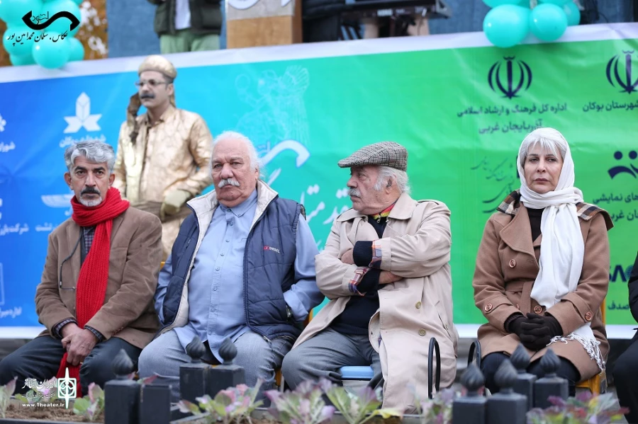 دومین روز سومین جشنواره ملی اتود های نمایشی با اجرای 13 اثر به کار خود پایان داد . 25