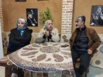 جلسه نقد و بررسی آثار اجرا شده در جشنواره با منتقدی  جمشید جهانزاده و مدیریت محمد علی مکری برگزار شد . 12