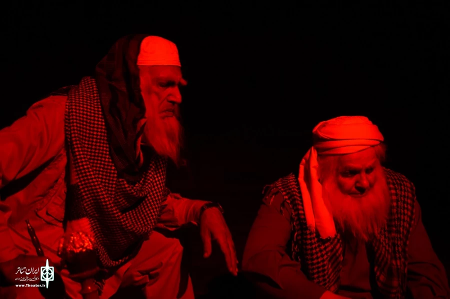 نمایش « کفش هایم را قدم بزن » در ارومیه به روی صحنه رفت 3