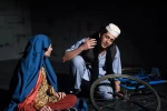 نمایش « کفش هایم را قدم بزن » در ارومیه به روی صحنه رفت 5