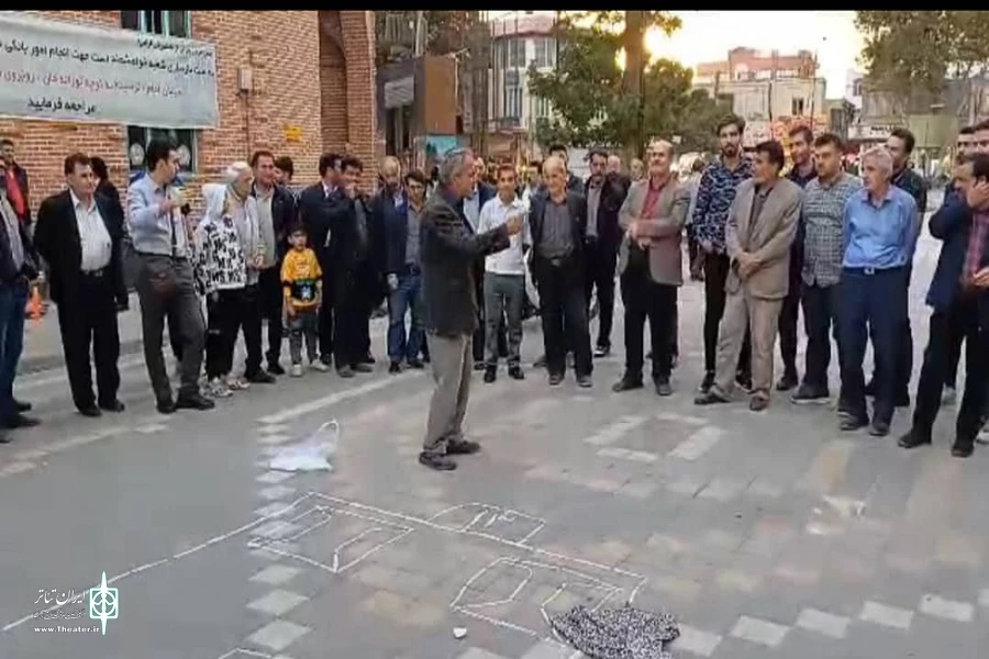نمایش خیابانی « پلاک ۱۳» در خوی شهرستان خوی به اجرا در آمد 6